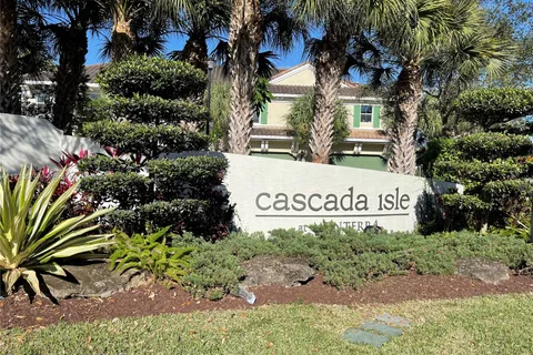 8280 Cascada Isles Dr, Cooper City FL 33024