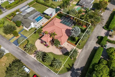 24225 SW 198th Ave, Homestead FL 33031