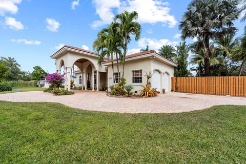 24225 SW 198th Ave, Homestead FL 33031