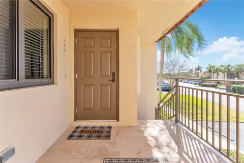 16471 Blatt Blvd # 205, Weston FL 33326