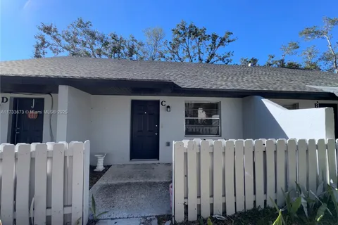 2008 S 10th St # C, Fort Pierce FL 34950