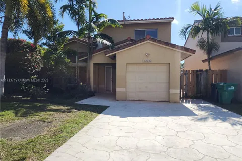 15632 SW 100th Ter, Miami FL 33196