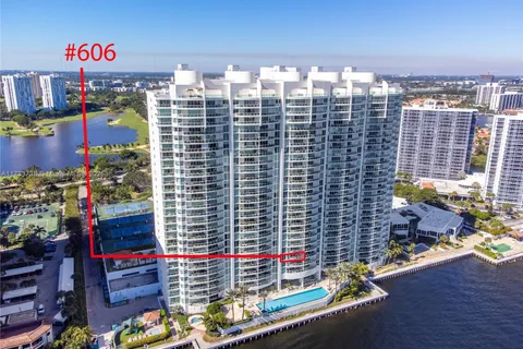 20201 E Country Club Dr # 606, Aventura FL 33180