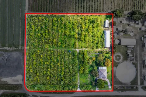 19805 SW 162nd Ave, Miami FL 33187