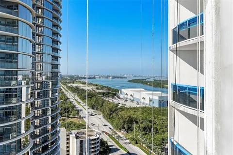 15811 Collins Ave # 2107, Sunny Isles Beach FL 33160