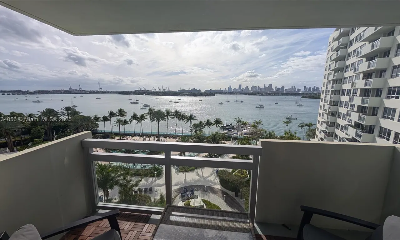 1500 Bay Rd # 822S, Miami Beach FL 33139