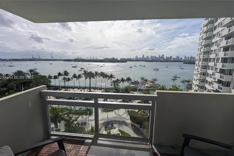 1500 Bay Rd # 822S, Miami Beach FL 33139