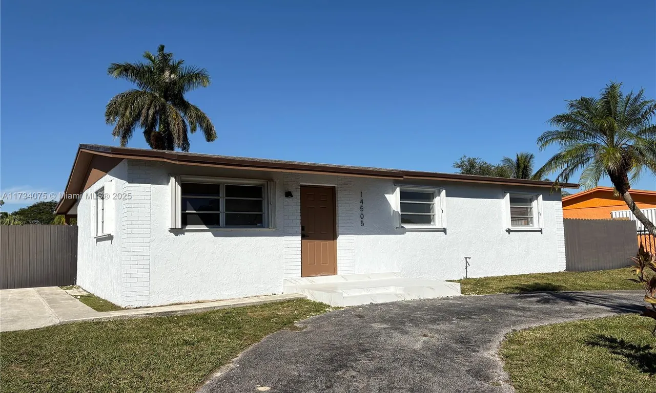 14505 SW 298th Ter, Homestead FL 33033