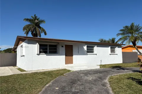 14505 SW 298th Ter, Homestead FL 33033