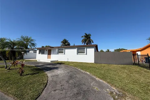 14505 SW 298th Ter, Homestead FL 33033