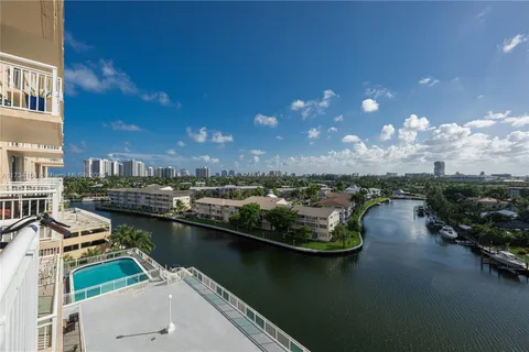 437 Golden Isles Dr # 8D, Hallandale Beach FL 33009