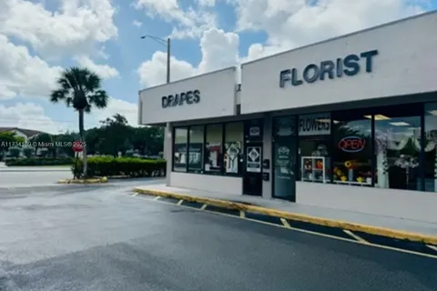 8459 W MCNAB RD, Tamarac FL 33321