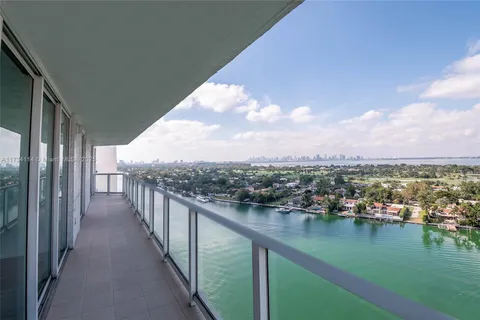 5900 Collins Ave # 1903, Miami Beach FL 33140