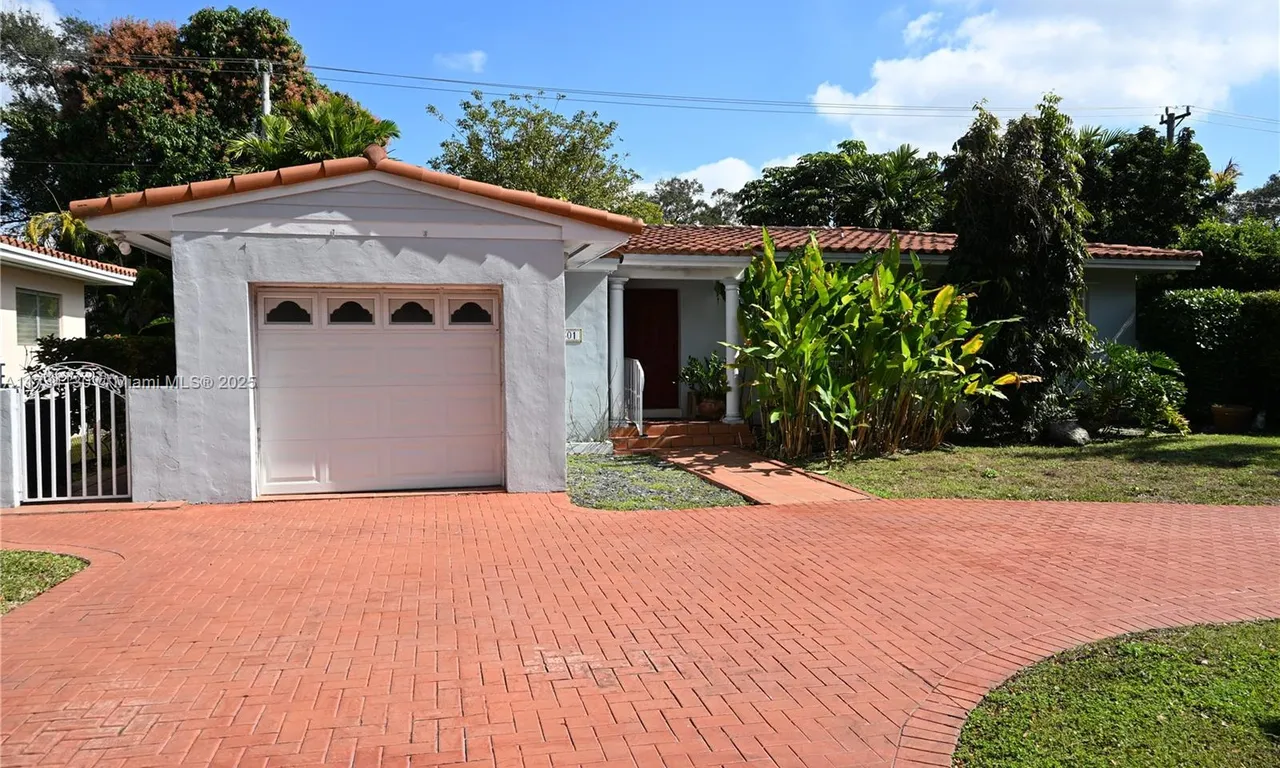 1401 SW 57th Ave, Coral Gables FL 33144