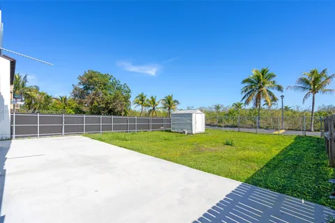 27111 SW 119th Ct, Homestead FL 33032