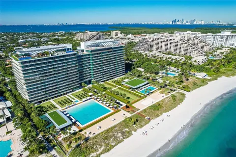 360 Ocean Dr # 902S, Key Biscayne FL 33149