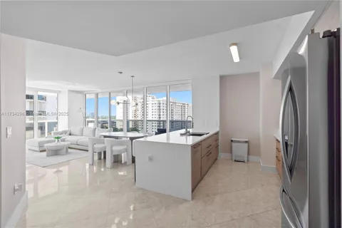 1830 S Ocean Dr # 1006, Hallandale Beach FL 33009