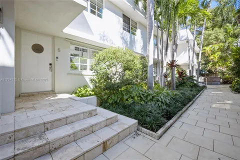 1605 Lenox Ave # 5, Miami Beach FL 33139