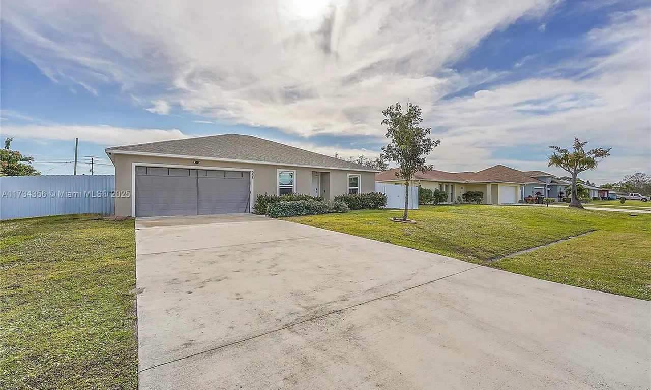 358 SE Fairchild Ave, Port St. Lucie FL 34984