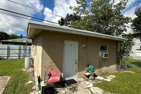 1029 NW 3rd Ave, Fort Lauderdale FL 33311