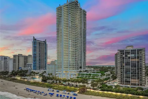 6365 Collins Ave # 1901, Miami Beach FL 33141