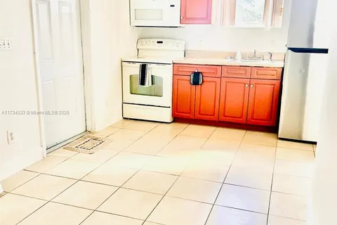 2099 NW 26th Ave # A1, Fort Lauderdale FL 33311