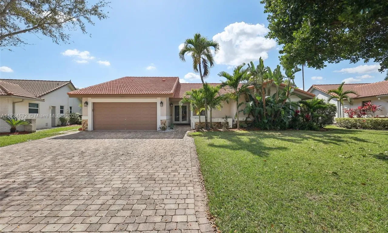 10866 NW 6th St, Coral Springs FL 33071