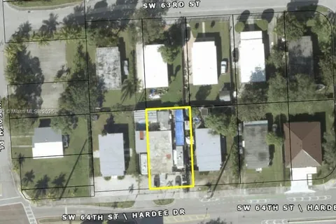 5925 SW 64th St, South Miami FL 33143