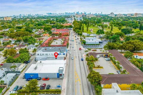 4705 SW 8th St, Miami FL 33134