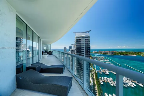 450 Alton Rd # 3201, Miami Beach FL 33139