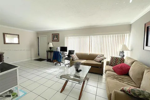 15685 SW 84th Ter # 801, Miami FL 33193