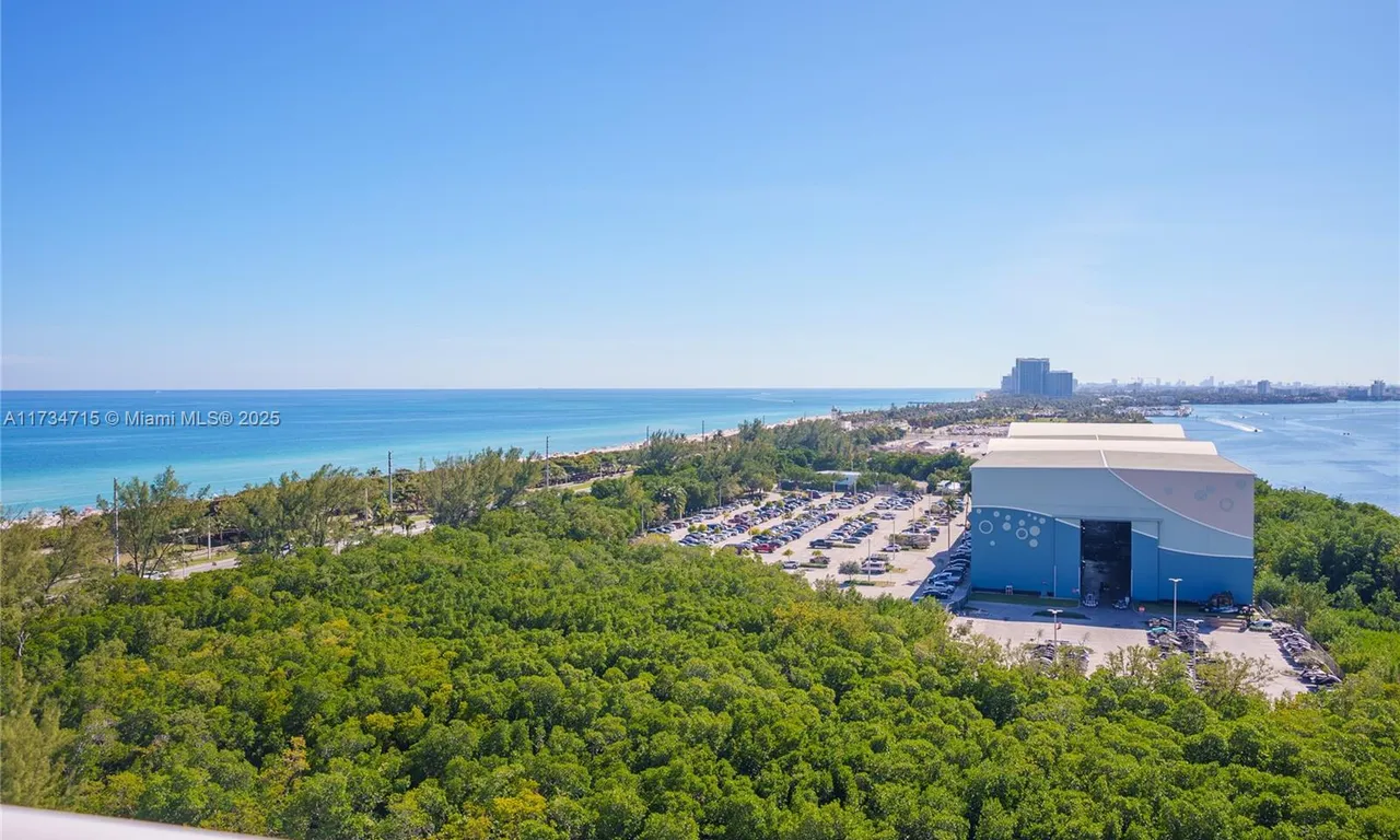 100 Bayview Dr # 1626, Sunny Isles Beach FL 33160