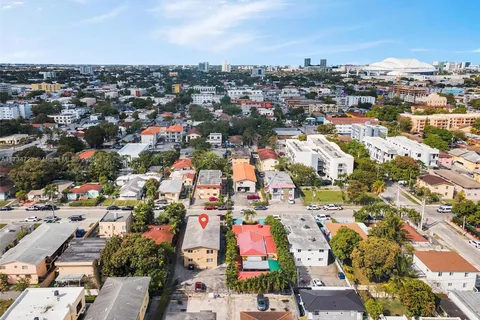1836 SW 6th St, Miami FL 33135