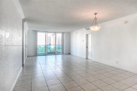 4001 S Ocean Dr # 9A, Hollywood FL 33019