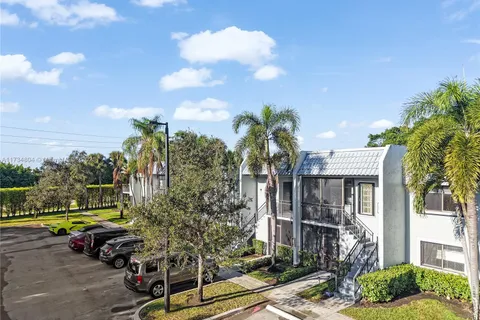 16531 Blatt Blvd # 205, Weston FL 33326