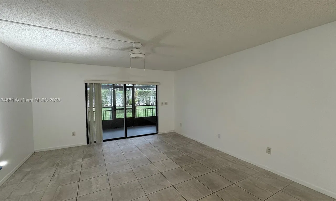 16051 Blatt Blvd # 104, Weston FL 33326