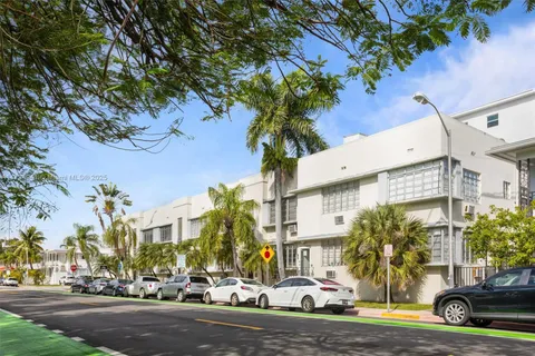 531 16th St, Miami Beach FL 33139