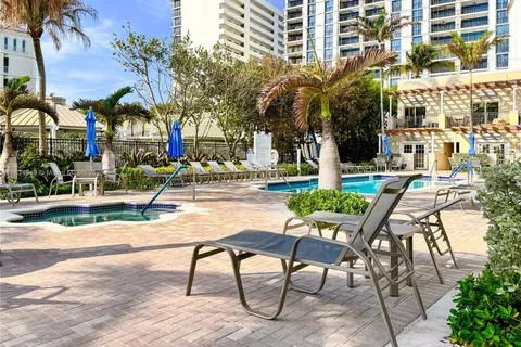 2011 N Ocean Blvd # 401, Fort Lauderdale FL 33305