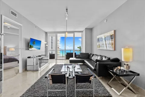 15811 Collins Ave # 1703, Sunny Isles Beach FL 33160