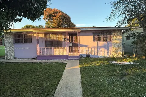 2251 NW 171st Ter, Miami Gardens FL 33056