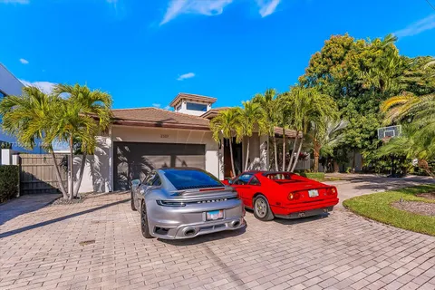 2307 Castilla Isle, Fort Lauderdale FL 33301