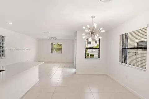 3433 W 108th St, Hialeah FL 33018