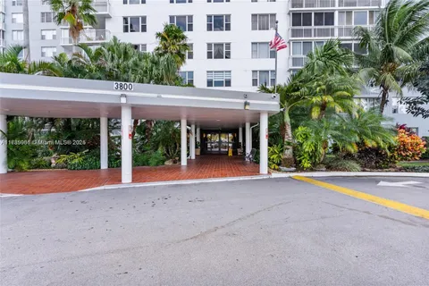 3800 Hillcrest Dr # 312, Hollywood FL 33021