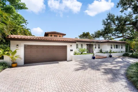 4151 Segovia St, Coral Gables FL 33146