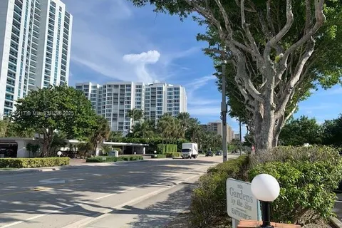 1501 S Ocean Blvd # 104, Lauderdale By The Sea FL 33062