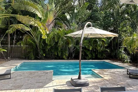 1320 Marseille Dr # 1320, Miami Beach FL 33141