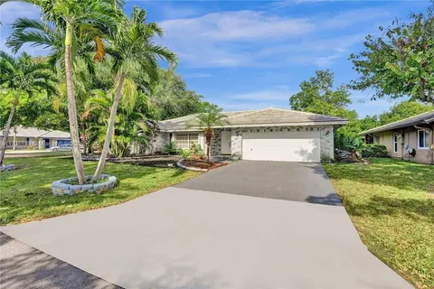 5101 NW 47th Ave, Coconut Creek FL 33073