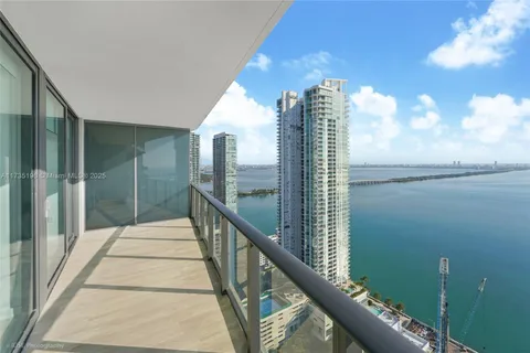 460 NE 28th St # 3803, Miami FL 33137