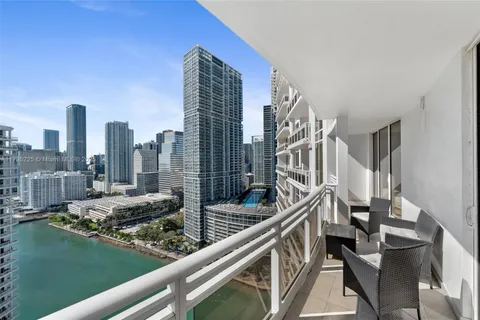 901 Brickell Key Blvd # 2801, Miami FL 33131