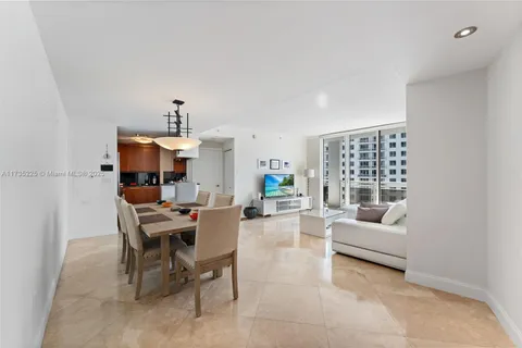 901 Brickell Key Blvd # 2801, Miami FL 33131